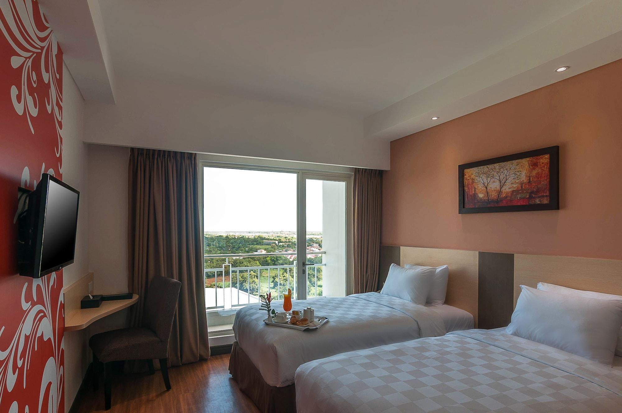 Dalton Hotel Makassar Exterior foto