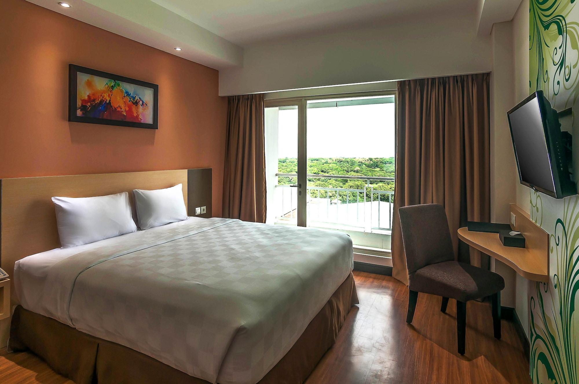 Dalton Hotel Makassar Exterior foto