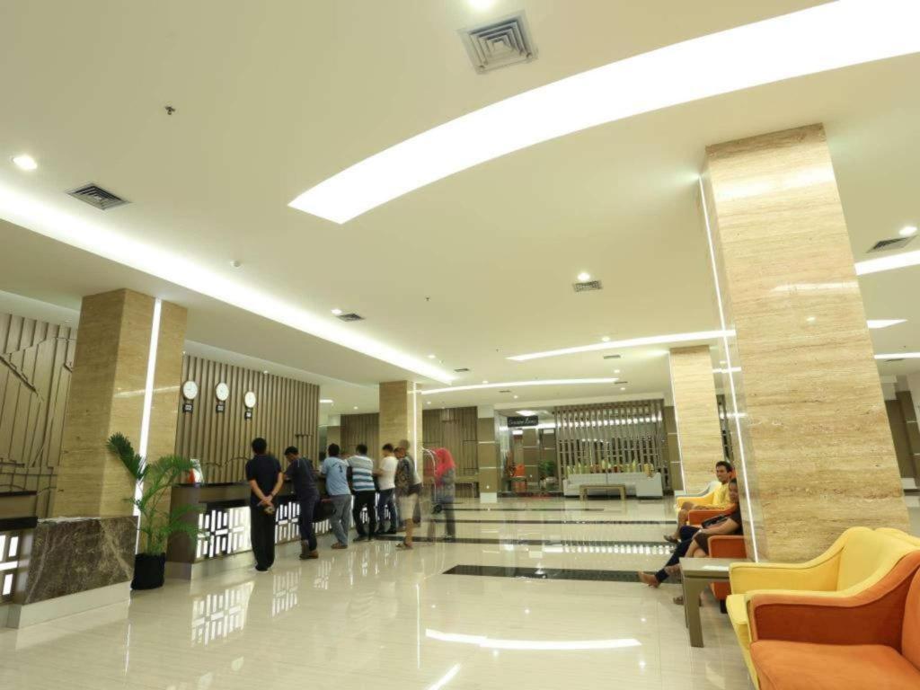 Dalton Hotel Makassar Exterior foto